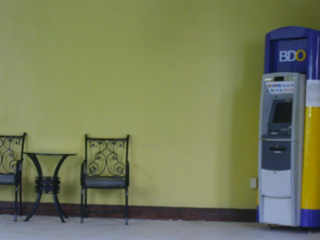 Airport Apartments Manila Paranaque City Buitenkant foto