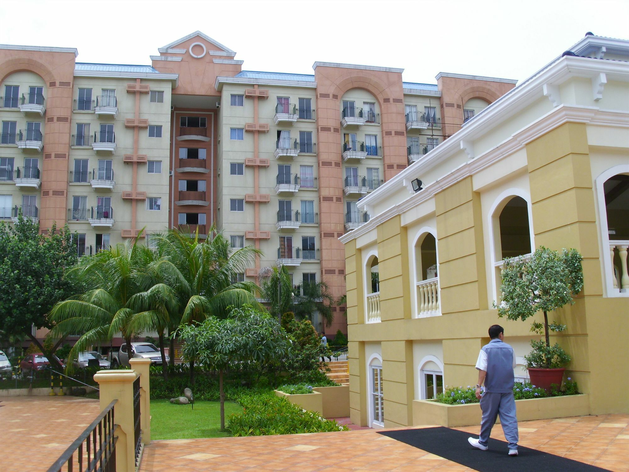 Airport Apartments Manila Paranaque City Buitenkant foto